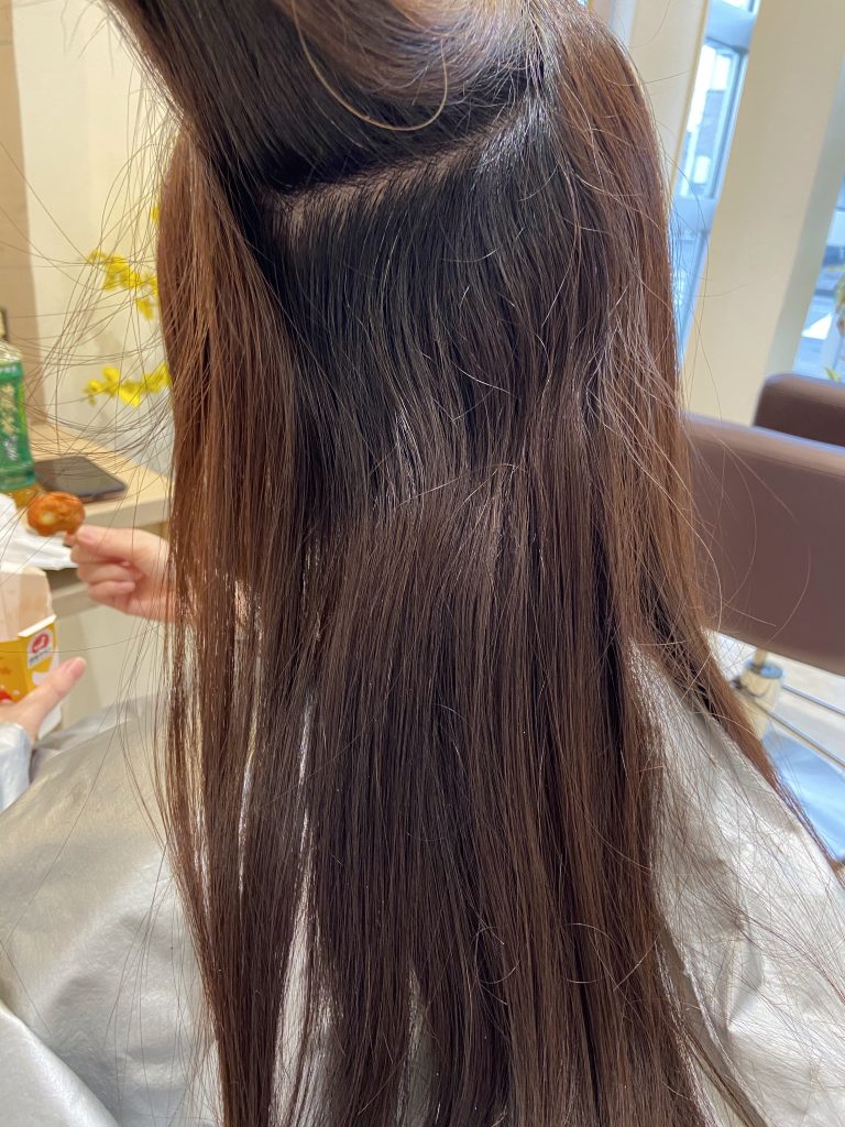 縮毛矯正がかかっている髪をバッサリ切るには？